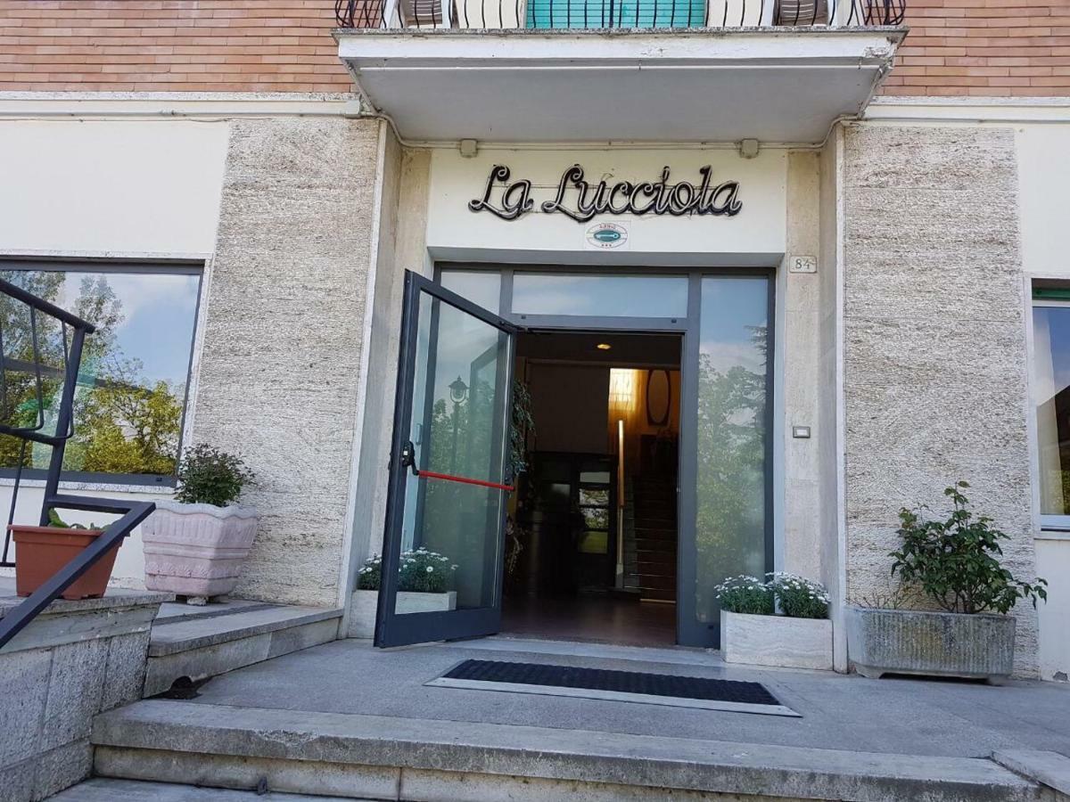 Hotel La Lucciola Chianciano Terme Exterior foto